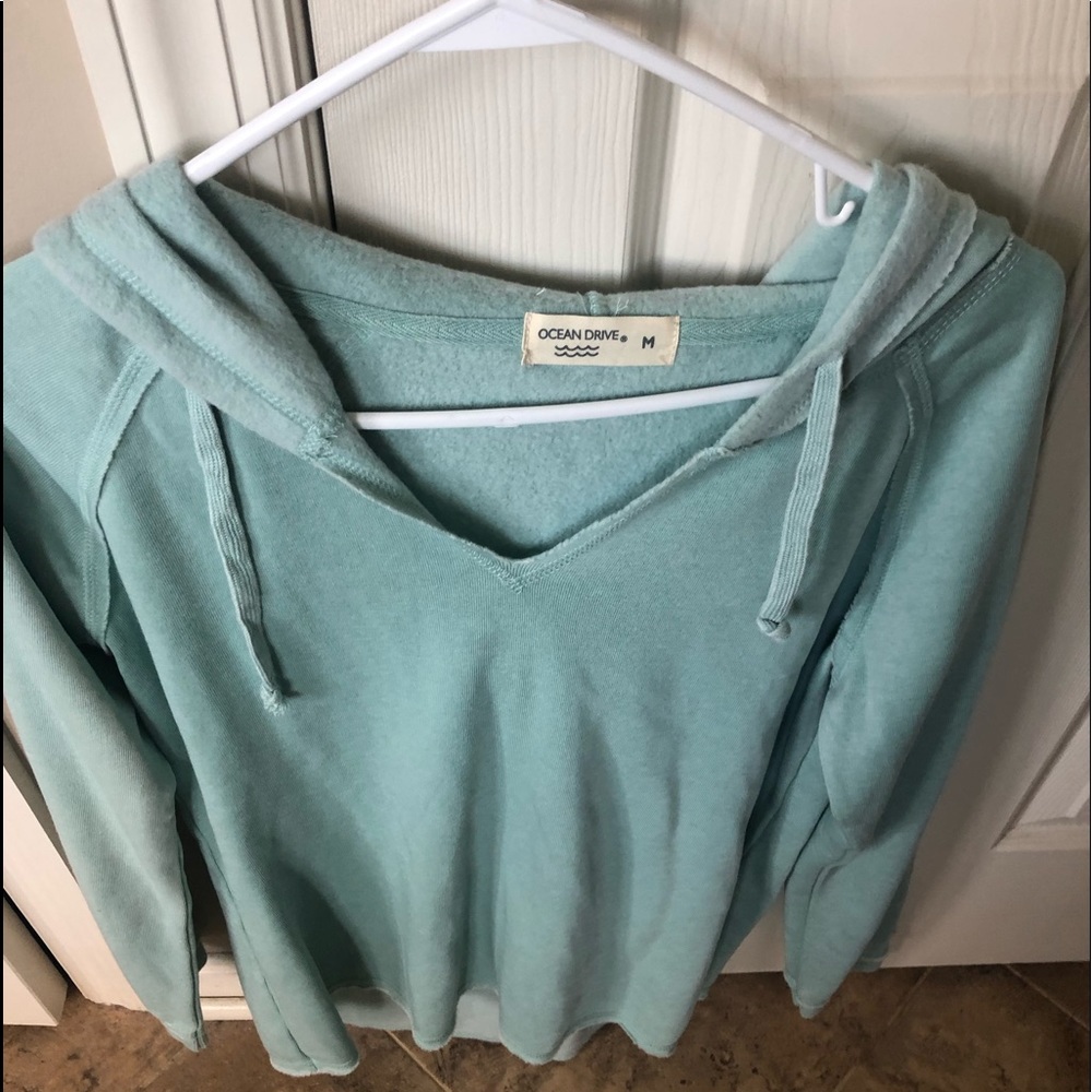 Cute mint green hoodie!